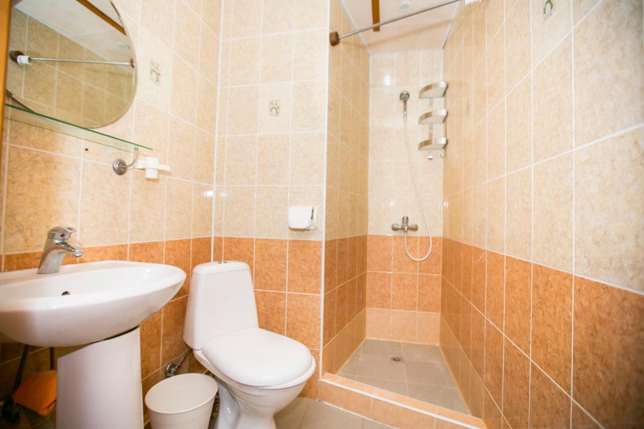 Guest House Lavr Gagra Exterior foto